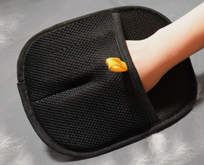 Pet Fur Remover Glove with Soft Silicone Grooming Tips for Dogs and Cats